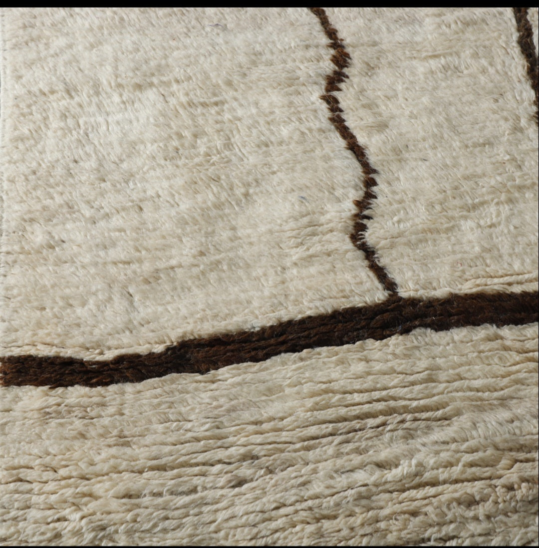 Classic Moroccan Beni Ourain Rug with Abstract Lines